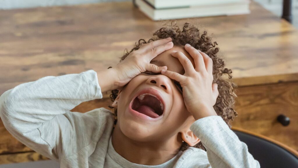 COUNSELING-ASSESSMENTS_SMART-CENTER_BLOG_ADHD_BOYS-GIRLS-DIFFERENCE_2